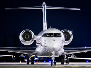 CS-GLD - NetJets Europe (Portugal) Bombardier BD-700 Global 6000