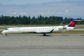N548CA - Delta Connection - SkyWest Airlines Canadair CL-600 CRJ-900