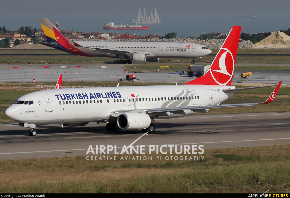 Turkish Airlines TC-JGS aircraft at Istanbul - Ataturk