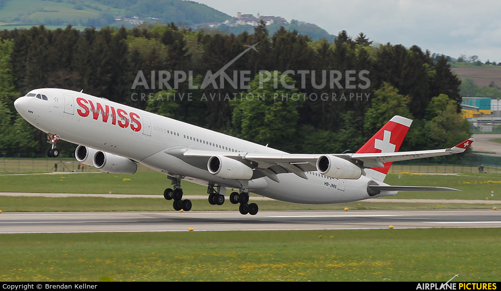 Swiss HB-JMN aircraft at Zurich