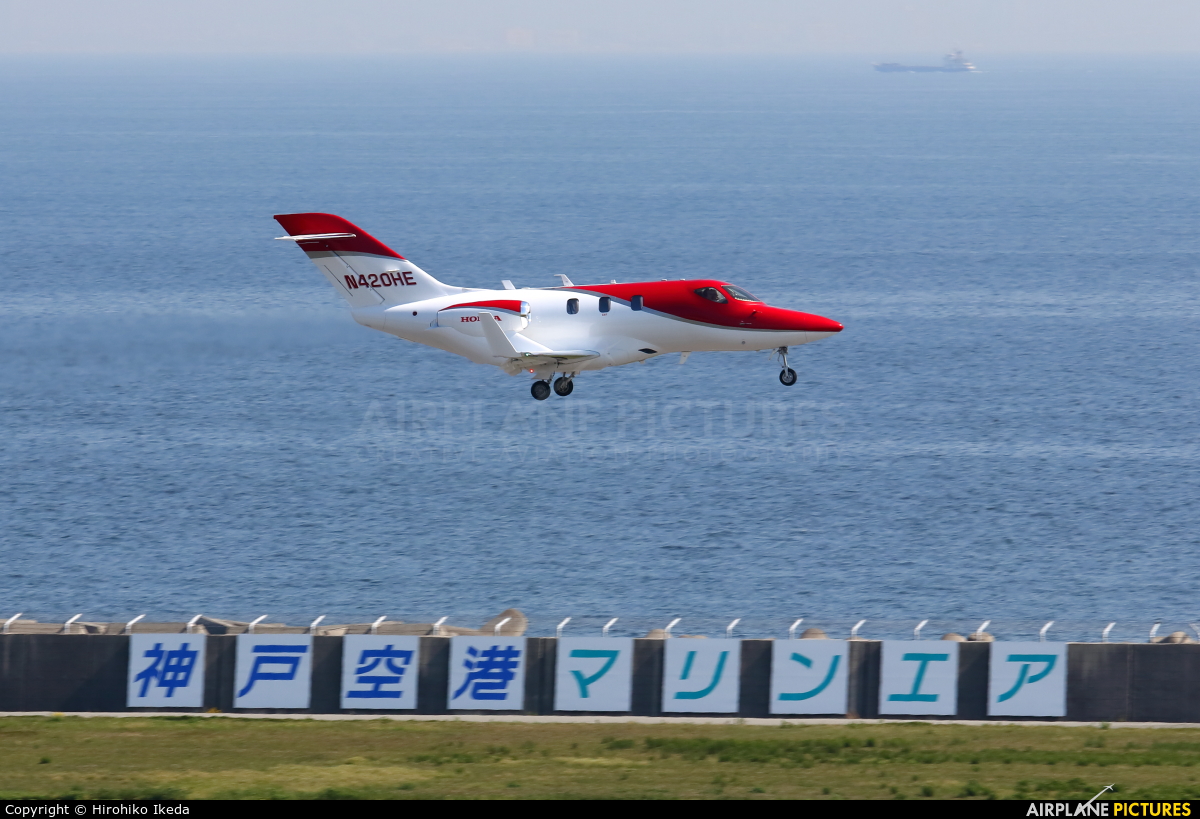 Honda Aerospace N420HE aircraft at Kobe