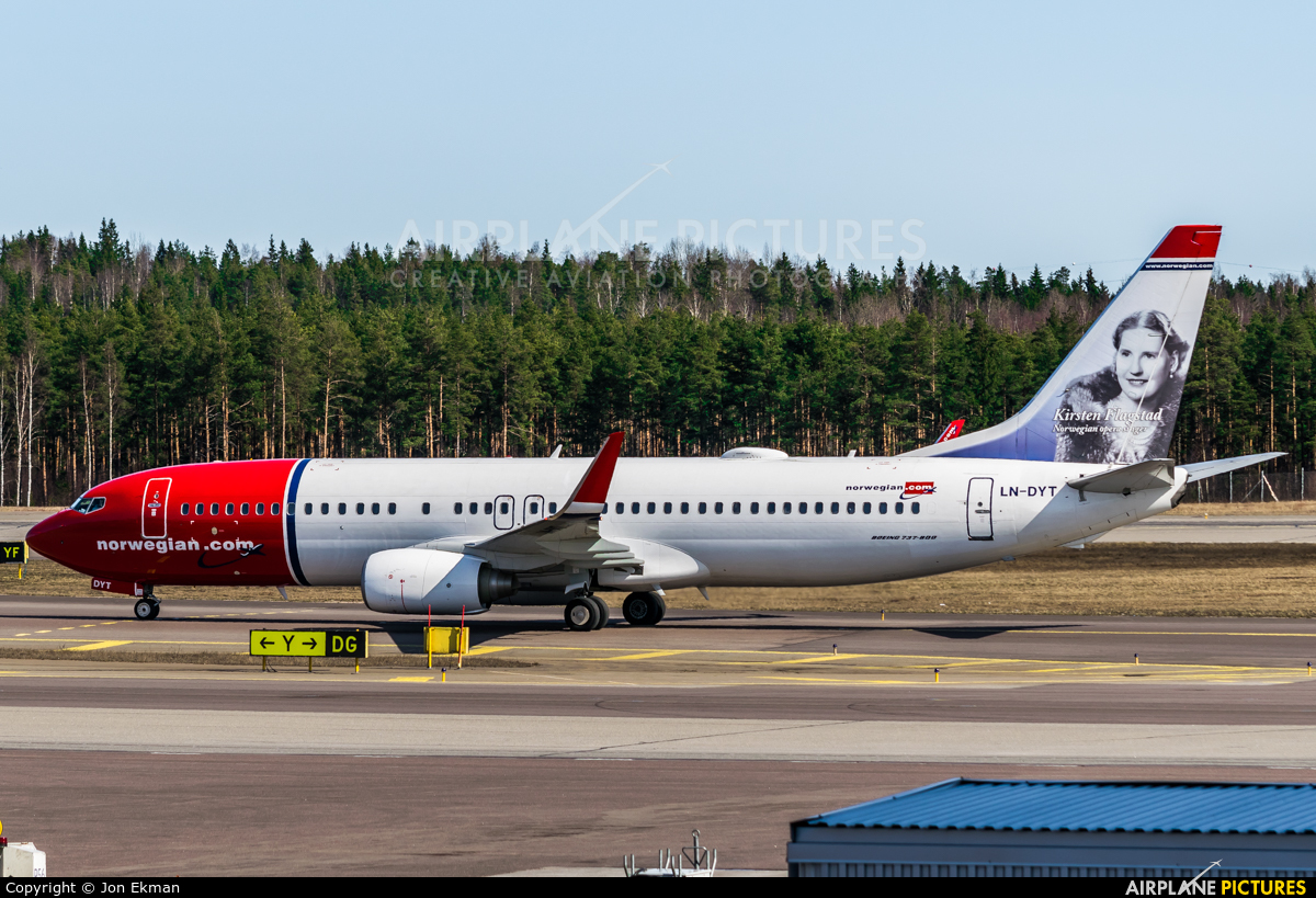 Norwegian Air Shuttle LN-DYT aircraft at Helsinki - Vantaa