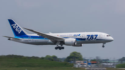 JA820A - ANA - All Nippon Airways Boeing 787-8 Dreamliner