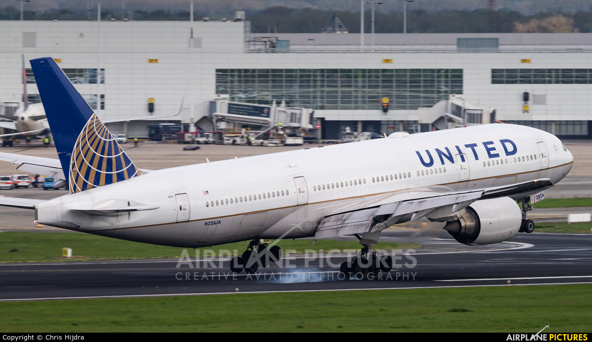 United Airlines N226UA aircraft at Brussels - Zaventem