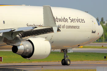 N280UP - UPS - United Parcel Service McDonnell Douglas MD-11F