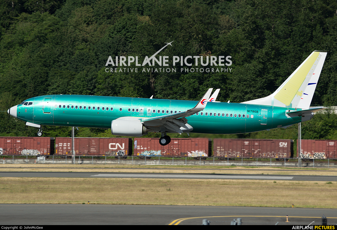 China Eastern Airlines N1786B aircraft at Seattle - Boeing Field / King County Intl