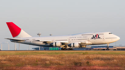 JA8084 - JAL - Japan Airlines Boeing 747-400