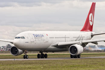 TC-JNG - Turkish Airlines Airbus A330-200