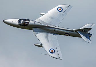XL573 - Midair Squadron Hawker Hunter T.7