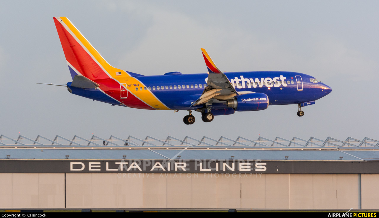 Southwest Airlines N7716A aircraft at Atlanta - Hartsfield-Jackson Intl
