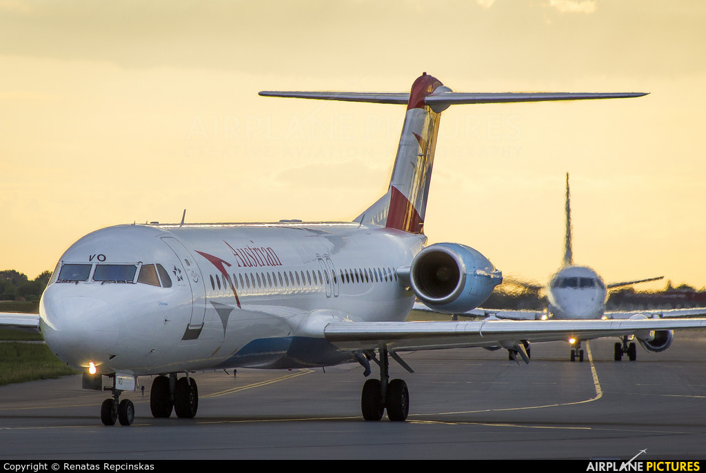 Austrian Airlines/Arrows/Tyrolean OE-LVO aircraft at Warsaw - Frederic Chopin