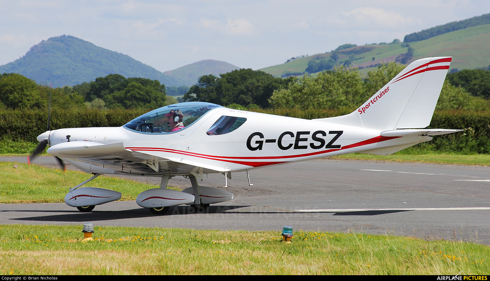 Private G-CESZ aircraft at Welshpool