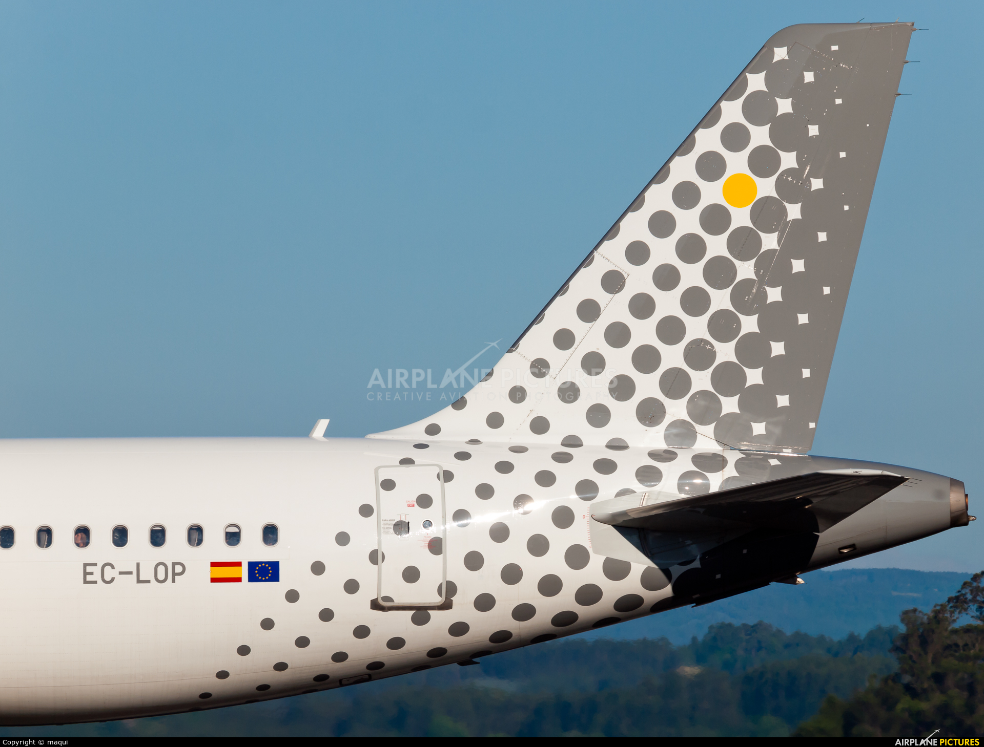 Vueling Airlines EC-LOP aircraft at La Coruña