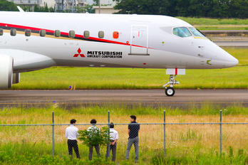 JA21MJ - Mitsubishi Aircraft Corporation Mitsubishi MRJ90