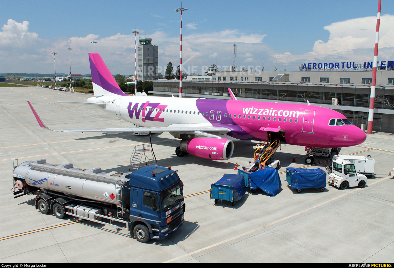 Wizz Air HA-LWV aircraft at Sibiu
