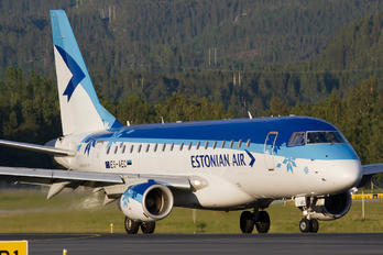 ES-AEC - Estonian Air Embraer ERJ-170 (170-100)