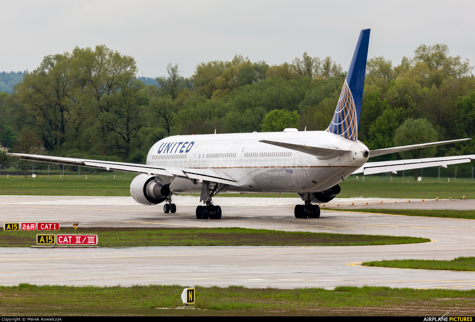 United Airlines N66056 aircraft at Munich
