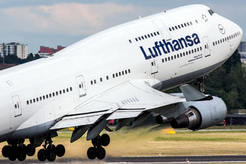 D-ABTC - Lufthansa Boeing 747-400
