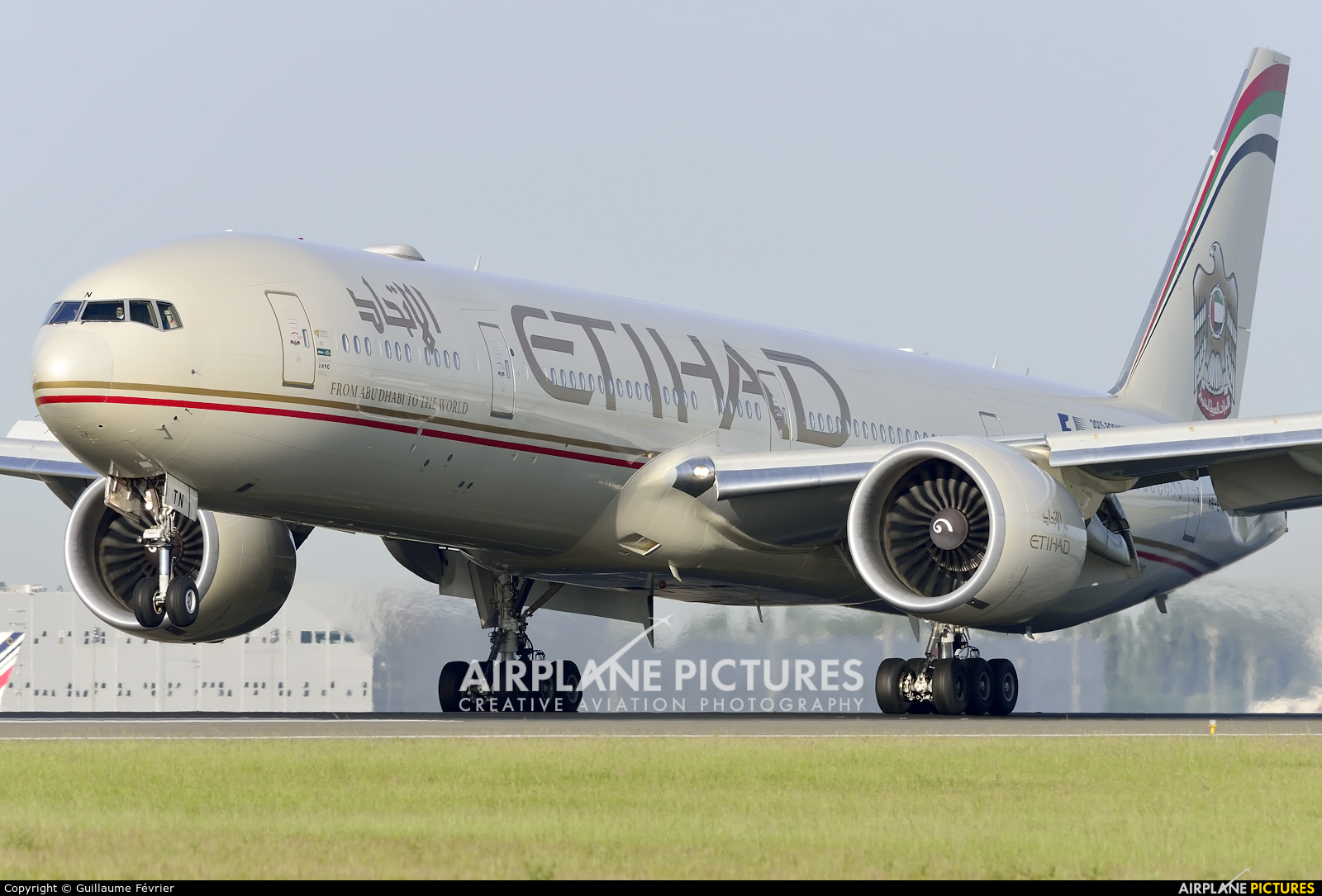 Etihad Airways A6-ETN aircraft at Paris - Charles de Gaulle