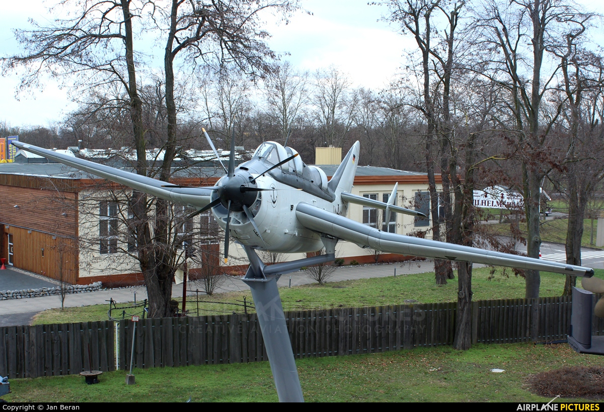 Germany - Navy UA-112 aircraft at Speyer, Technikmuseum