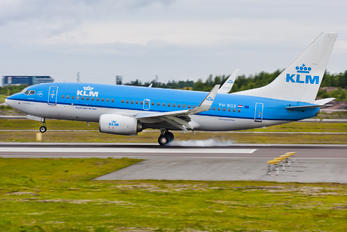 PH-BGX - KLM Boeing 737-700