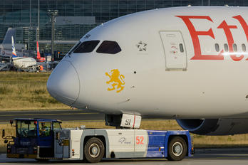ET-ASI - Ethiopian Airlines Boeing 787-8 Dreamliner