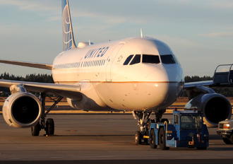 N805UA - United Airlines Airbus A319