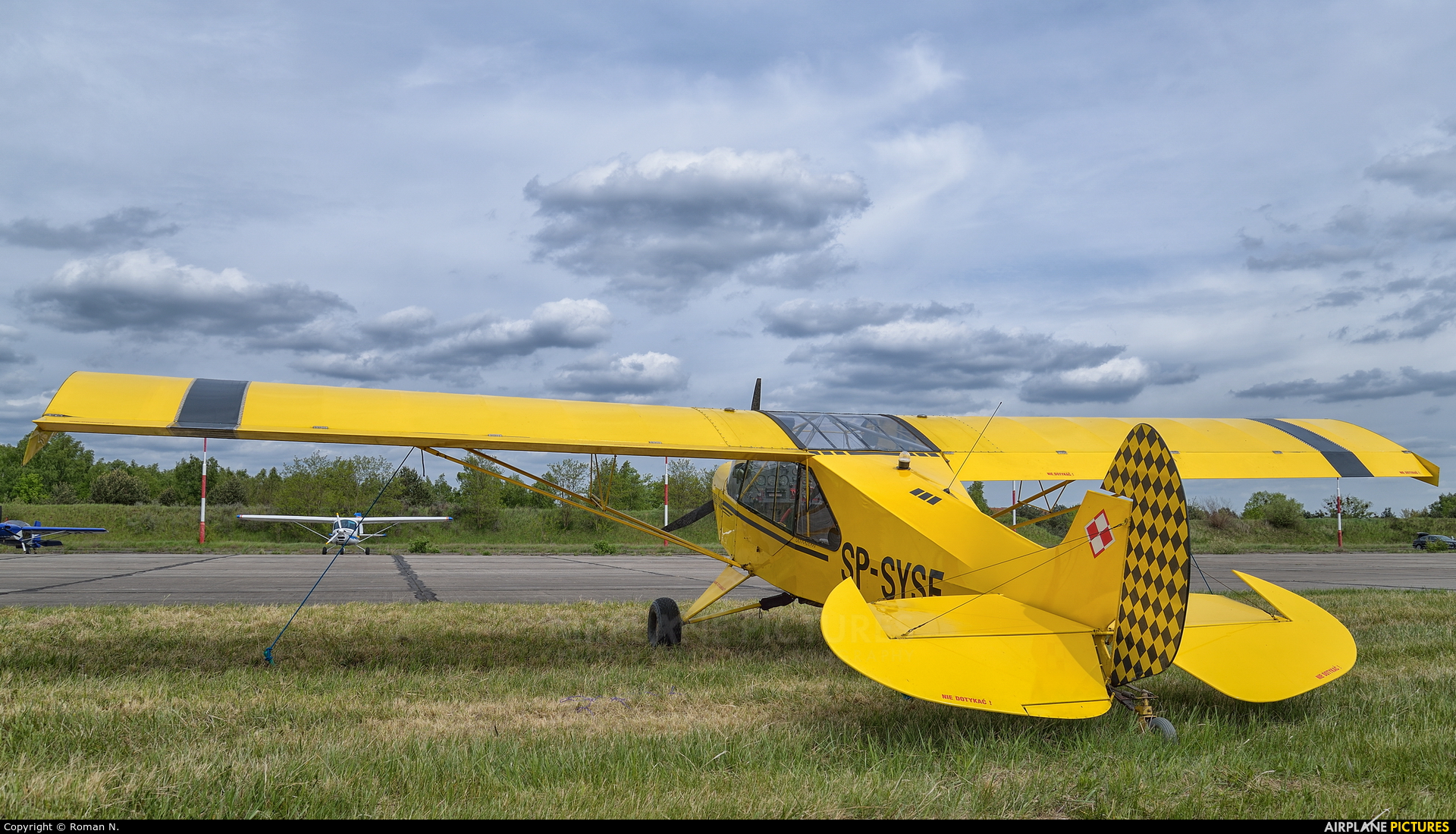 Private SP-SYSF aircraft at Piła