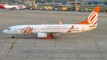 PR-GGH - GOL Transportes Aéreos  Boeing 737-800