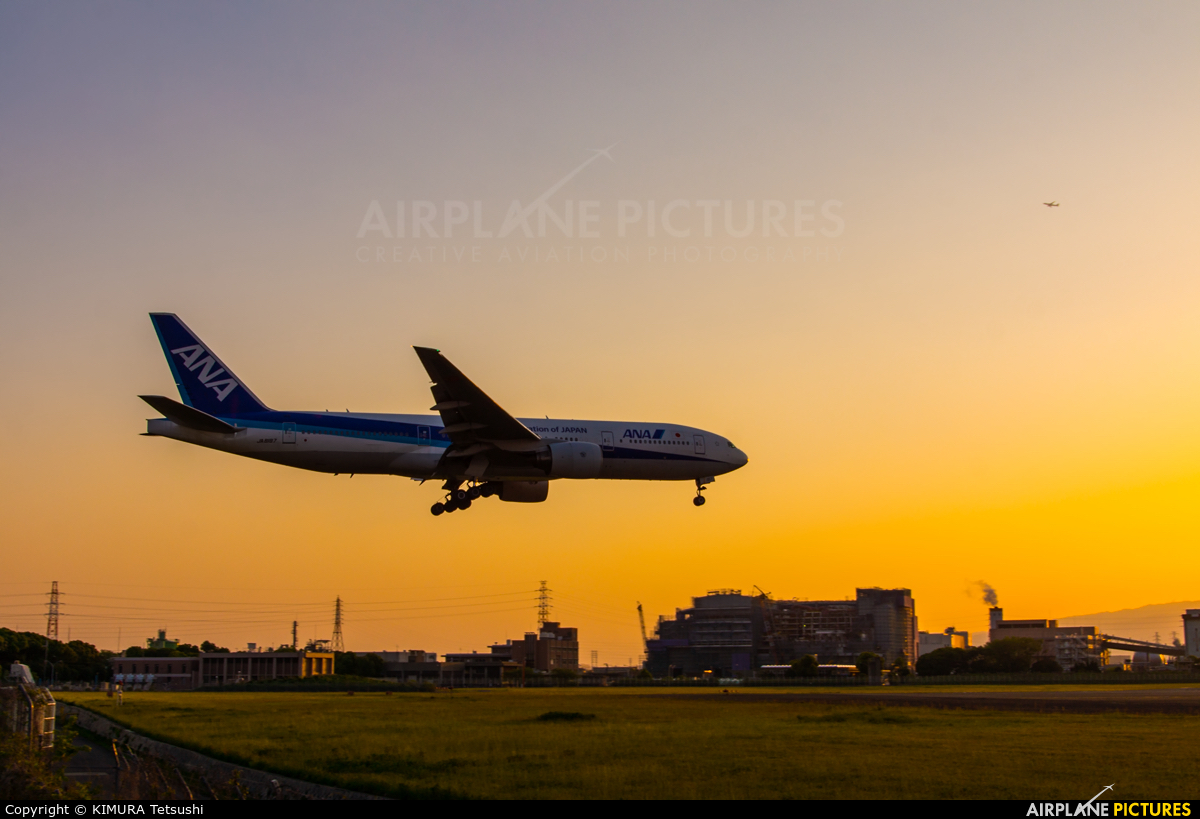 ANA - All Nippon Airways JA8197 aircraft at Osaka - Itami Intl
