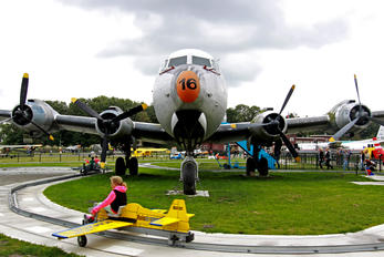 NL-316 - Netherlands - Government Douglas C-54A Skymaster