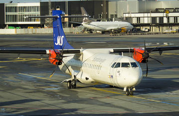 OY-JZF - SAS - Scandinavian Airlines ATR 72 (all models)