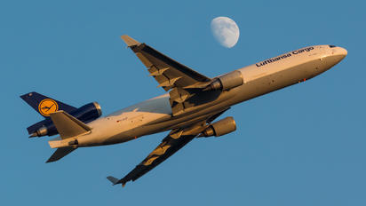 D-ALCF - Lufthansa Cargo McDonnell Douglas MD-11F