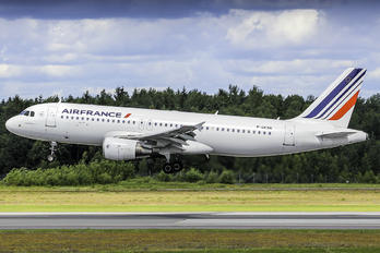 F-GKXH - Air France Airbus A320