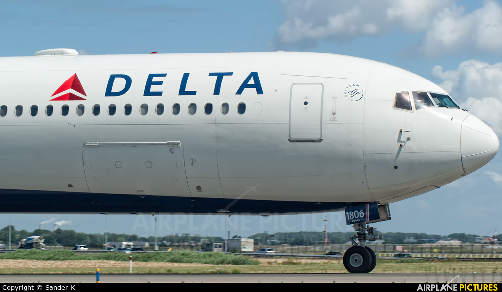 Delta Air Lines N830MH aircraft at Amsterdam - Schiphol