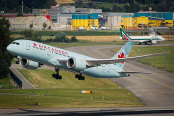 C-GHPV - Air Canada Boeing 787-8 Dreamliner
