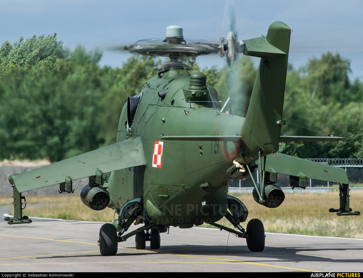 Poland - Army 729 aircraft at Łódź - Lublinek