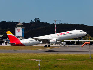 EC-IXD - Iberia Airbus A321
