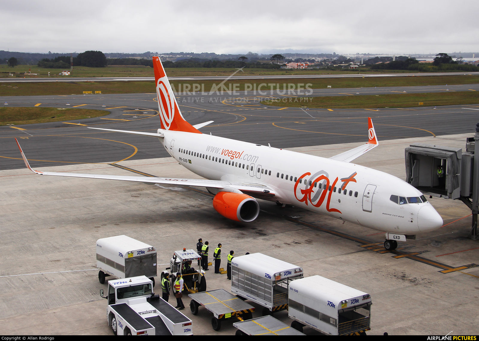 GOL Transportes Aéreos  PR-GXD aircraft at Curitiba -  Afonso Pena
