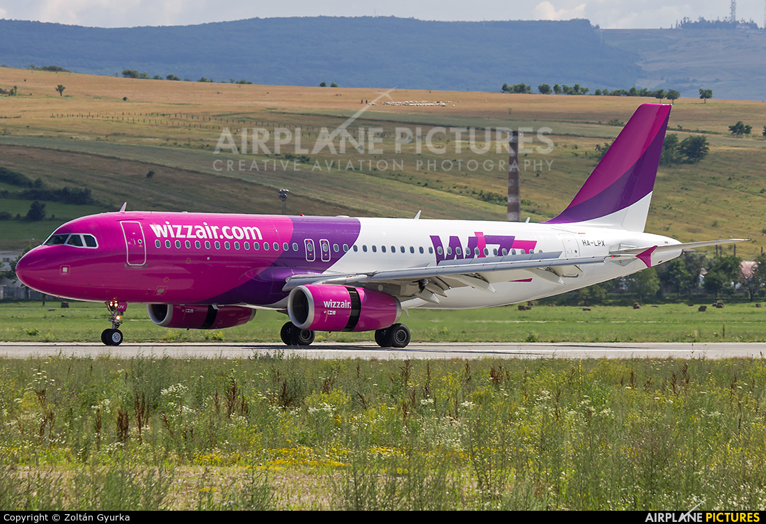 Wizz Air HA-LPX aircraft at Cluj Napoca - Someseni