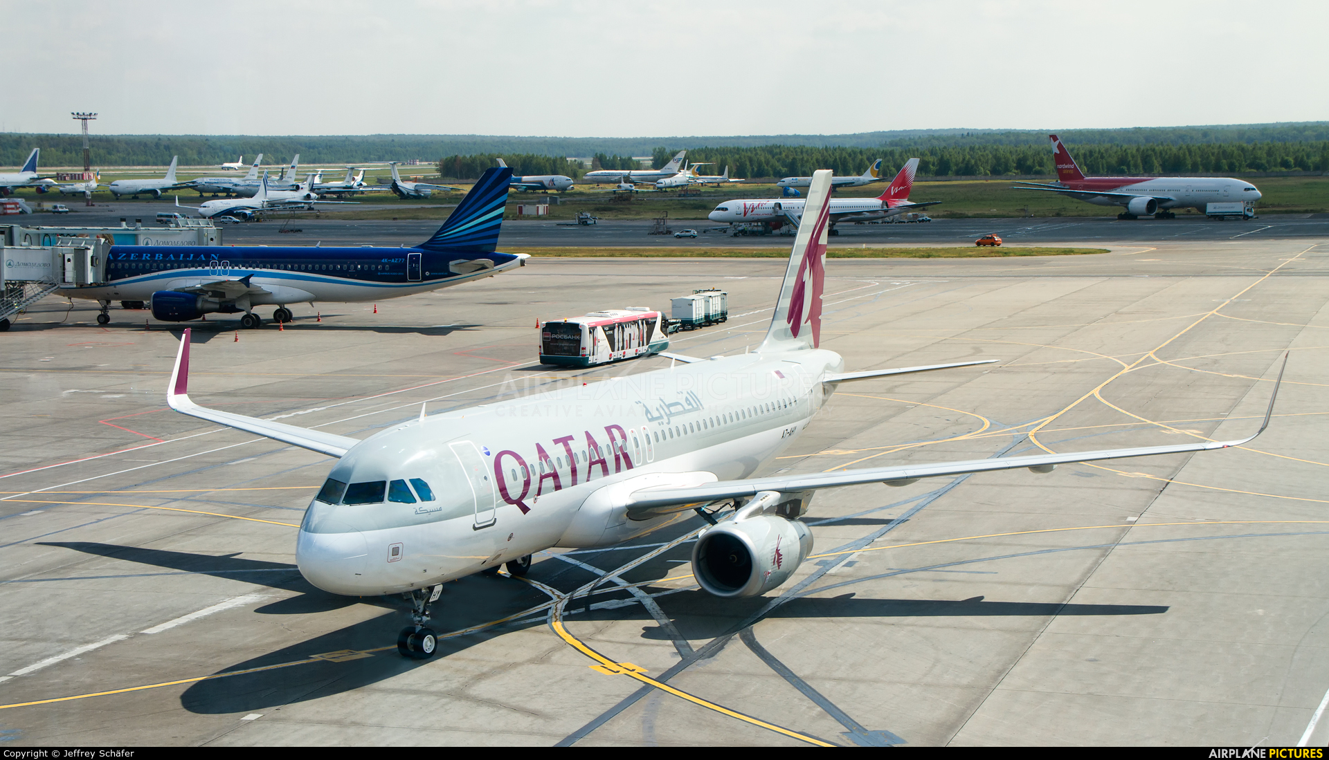 Qatar Airways A7-AHY aircraft at Moscow - Domodedovo
