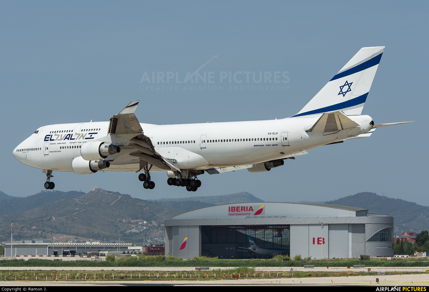 El Al Israel Airlines 4X-ELH aircraft at Barcelona - El Prat