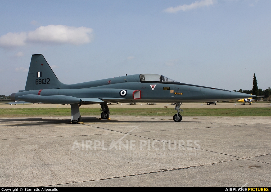 Greece - Hellenic Air Force 69132 aircraft at Tanagra