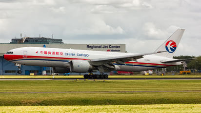 B-2082 - China Cargo Boeing 777F