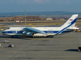 RA82043 - Volga Dnepr Airlines Antonov An-124