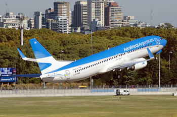 LV-FUB - Aerolineas Argentinas Boeing 737-800
