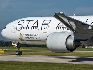 9V-SWI - Singapore Airlines Boeing 777-300ER