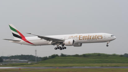 A6-ECA - Emirates Airlines Boeing 777-300ER