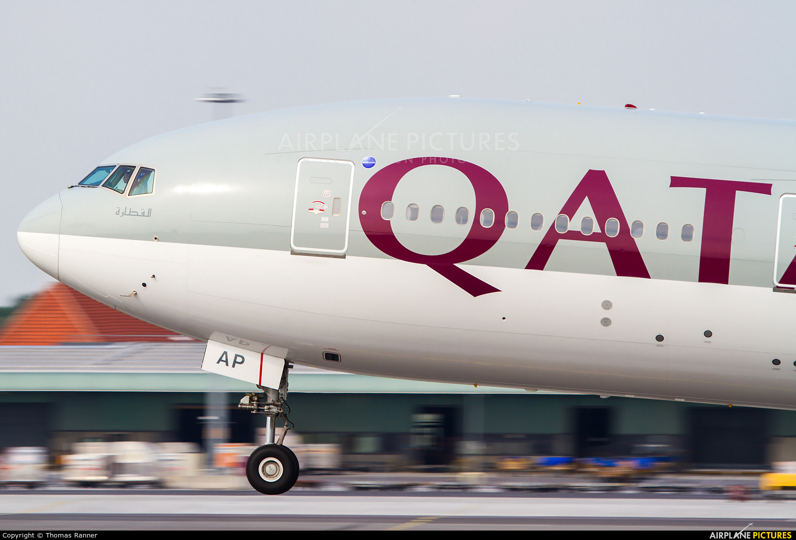 Qatar Airways A7-BAP aircraft at Vienna - Schwechat