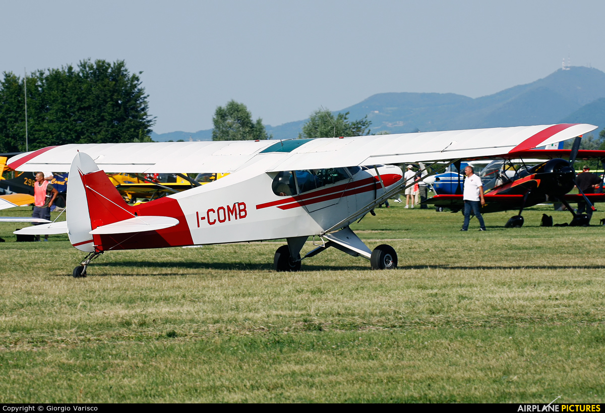 Private I-COMB aircraft at Montagnana